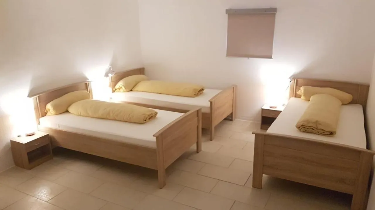 Air Rooms Hotel Kelsterbach